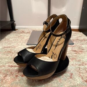 American Rag Black and Tan Peep-Toe Heels